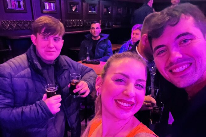 Private Hostess Bar Tour in Amsterdam Red Light District (3h) - Drinking games and dance shows
