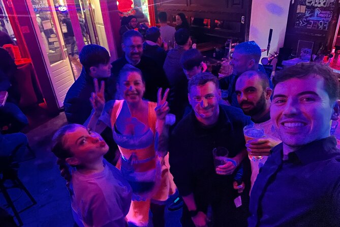 Private Hostess Bar Tour in Amsterdam Red Light District (3h) - What you can see between the bars