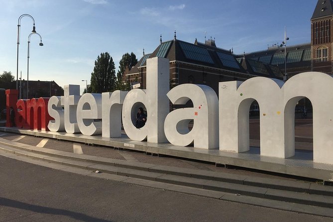 Private Keukenhof Gardens and Tulip Fields Tour from Amsterdam - Timing your visit for the best flowers