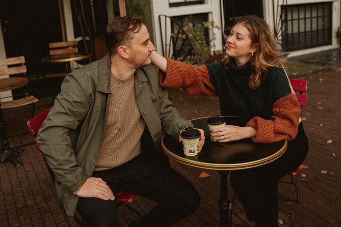 Private Love Story Photowalk Experience - Damrak Brings the Classic Amsterdam Backdrop