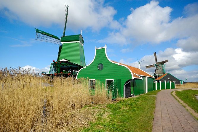 Private Tour Zaanse Schans Windmills and Volendam in Jaguar - The guide’s personal touch