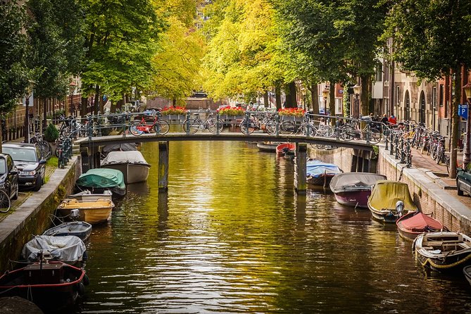 Private transfers from or to Schiphol (AMS) airport Amsterdam - Who Should Book This Transfer?