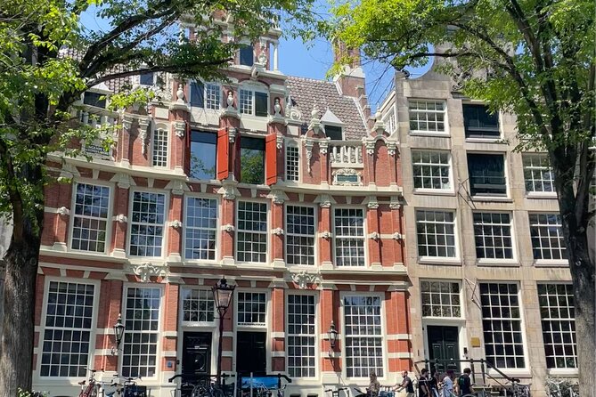 Private Walking Tour of Amsterdam - Amsterdam Centraal and the city’s outward connections