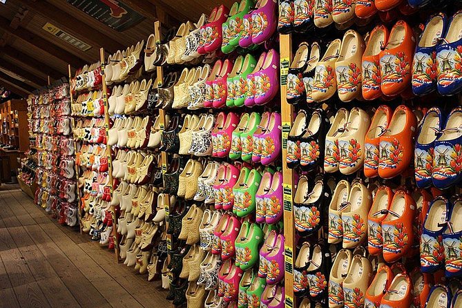 Private Zaanse Schans & Volendam Tour: Windmills, Cheese & Clogs - Zaanse Schans, where the windmills still work