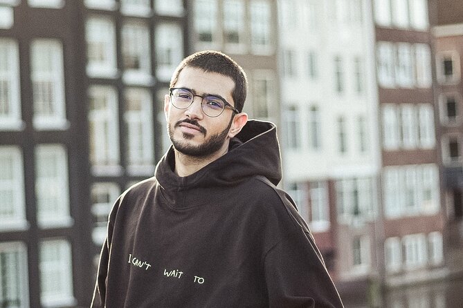 Professional Tinder Photo Session in Amsterdam - Edited images and what that means for your profile