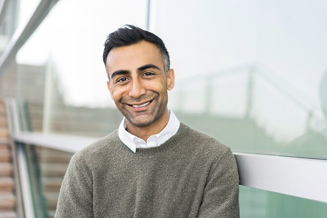 Professional Tinder Photo Session in Amsterdam - Timing, weather, and the practical details