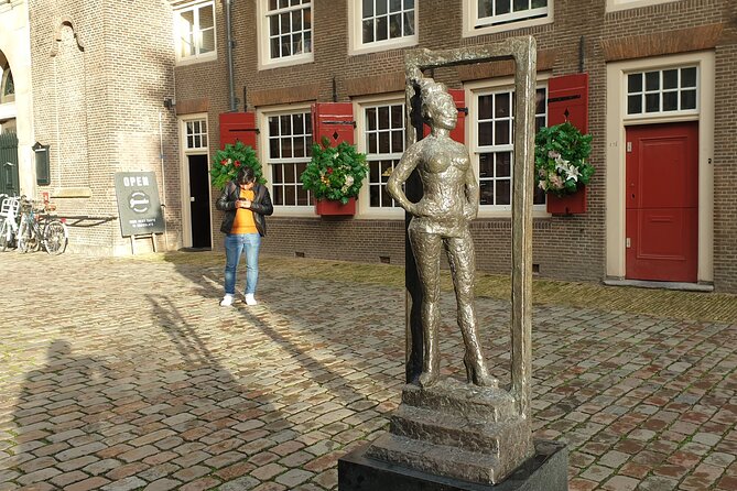 Red Light District Tour by Locals, Small Group (approx 4) - Chinatown, gay bars, and Amsterdam’s most colorful street