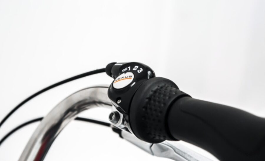 Rent a bike in Amsterdam | 1, 2, 3+ hours - Service, accessories, and small extras