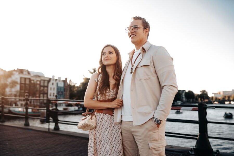 Romantic Photoshoot Experience for Couples in Amsterdam - Amsterdam romance in a compact half-hour