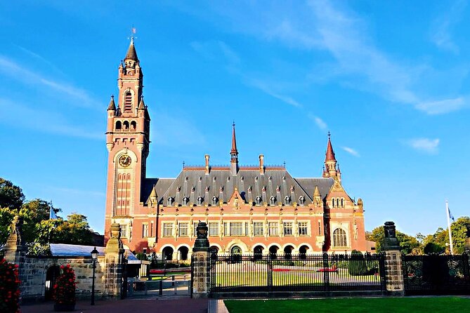 Rotterdam, Delft, The Hague Day Tour Incl. Madurodam/Royal Delft - What the guide can add to the day