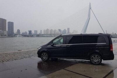 Schiphol Airport Private Transfer to Amsterdam with Meet & Greet