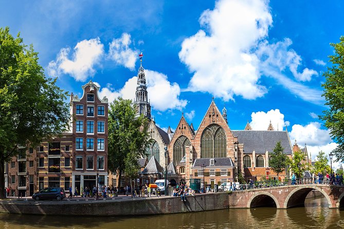 Secrets of Amsterdam Walking Tour plus Dutch Sweets Tasting - What the guide can add to the route