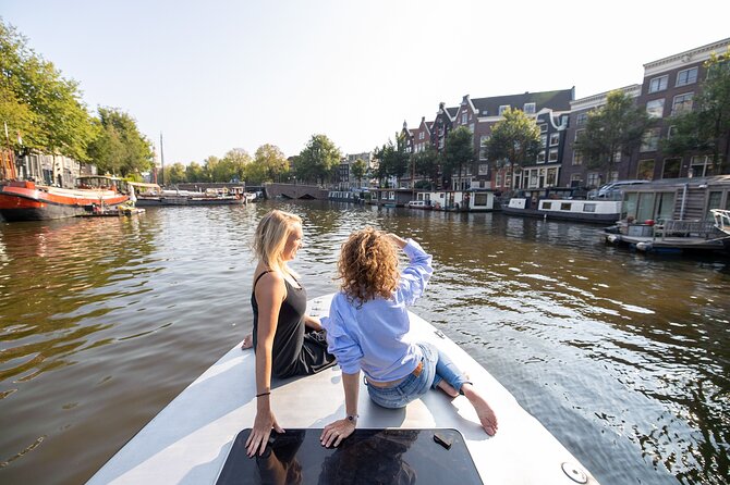 Small Group Boutique All-Inclusive Tour (max 12 p) With Captain - A closer look at the canal-ring sights