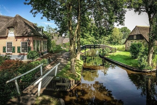 Small-Group Tour to Windmills & Giethoorn with boat tour - Price and what you receive for $146.61