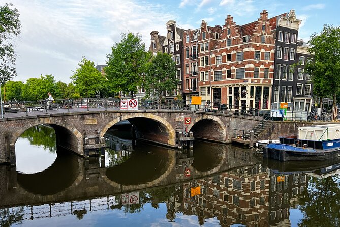 Small Group Walking Tour in Amsterdam with Friendly and Fun Guide - Amsterdam’s story begins at Dam Square