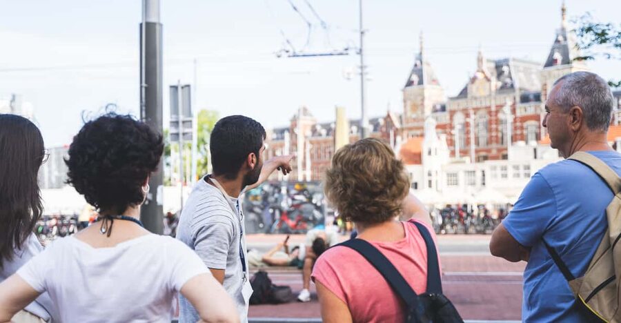 Small-Group Walking Tour with Amsterdam Canal Cruise - Why This Walk-and-Boat Combination Works