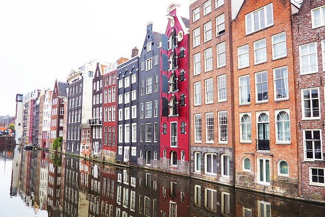 Small-Group Women's History Tour in Amsterdam - Nes and women shaping Amsterdam culture