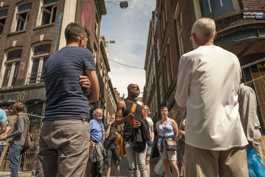 Sprechen Sie Gras? German Tour of Amsterdam's Coffeeshops - Key points at a glance