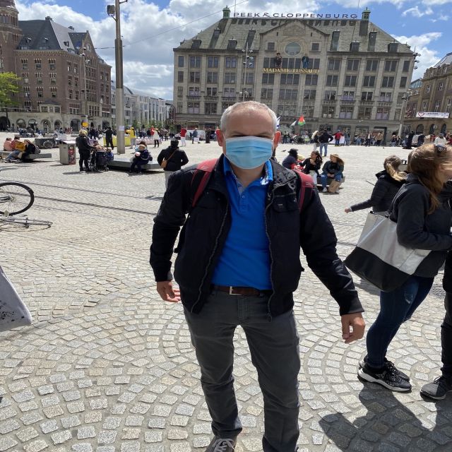 Sprechen Sie Gras? German Tour of Amsterdam's Coffeeshops - The Royal Palace and Amsterdam’s public face