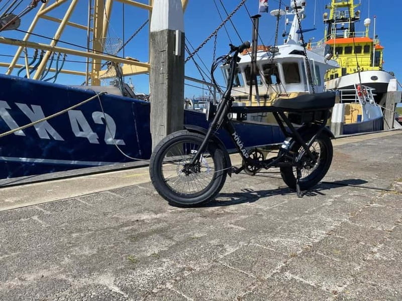 Texel: Electric Fatbike Rental with Map - Starting at Texel Cruiser E-chopper & E-scooter