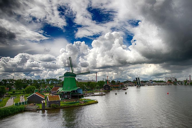 The Ultimate Zaanse-Schans Private Day Trip - Where the chocolate tasting fits