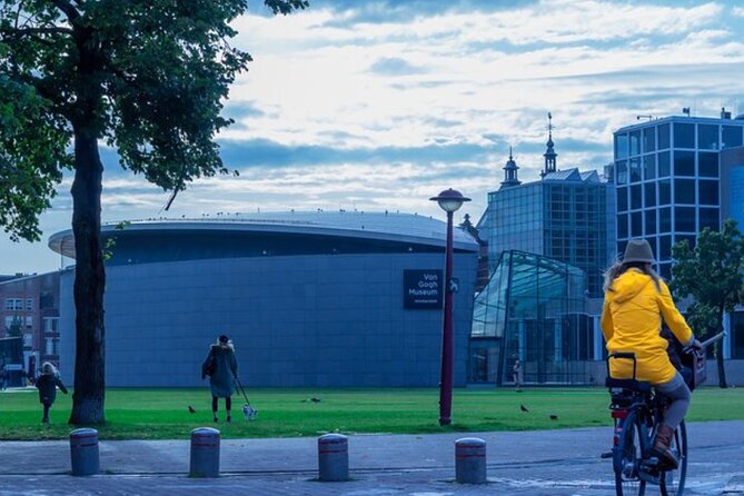 Van Gogh Museum and Rijksmuseum Amsterdam Private Half-Day Tour - What the $409.40 price means