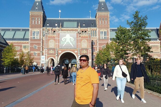 Van Gogh Museum Skip the Queue with Audio Guide - The Van Gogh Museum gives you the whole story