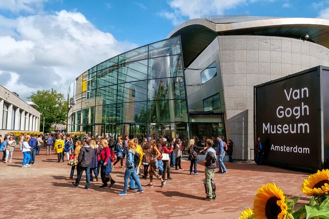 Van Gogh Museum Skip the Queue with Audio Guide - Collecting the audio guide inside