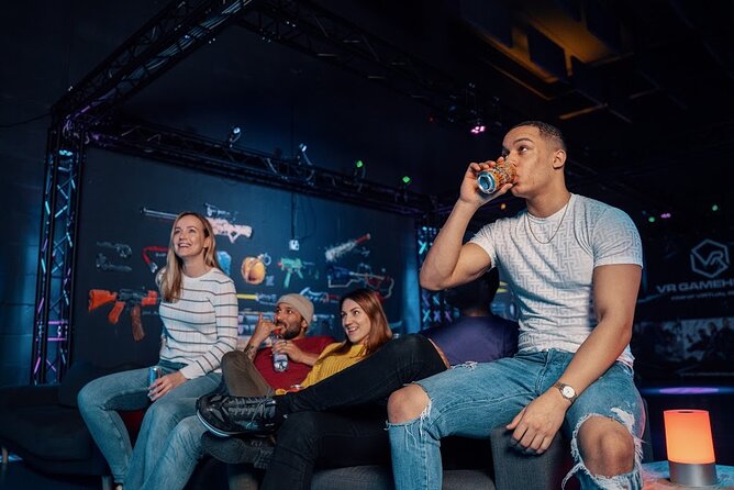 Virtual Reality Experience in Netherlands - Playing Together Instead of Taking Turns