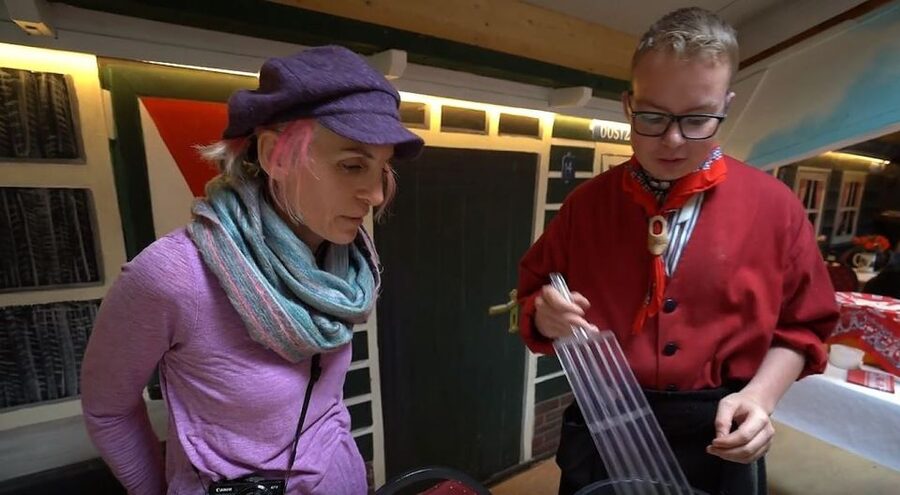 Volendam: 2.5-Hour Cheesemaking Workshop & Clog Making Tour - Key points to know before you book