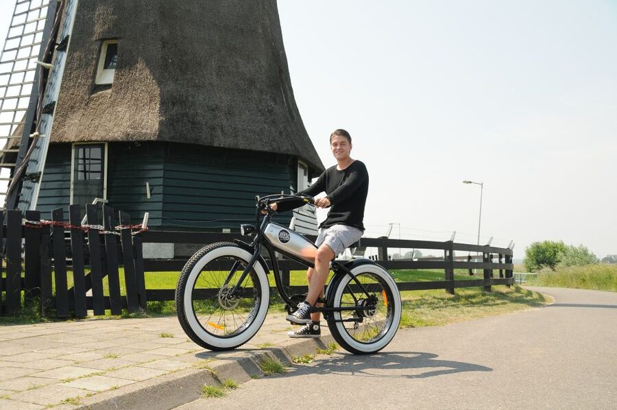 Volendam: E-Fatbike Rental - Three hours or a full day?