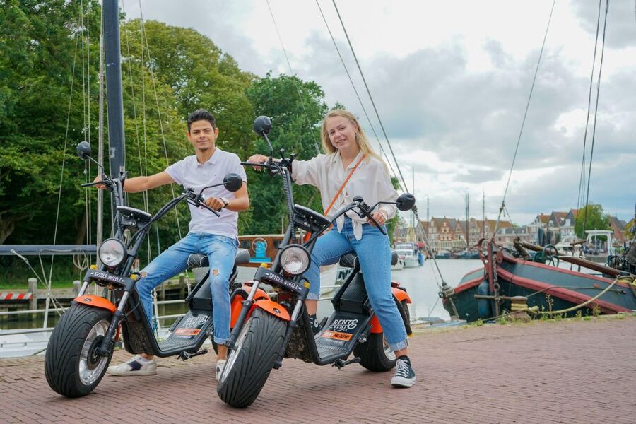 Volendam: E-Scooter Rental - Three hours, four hours, or a full day