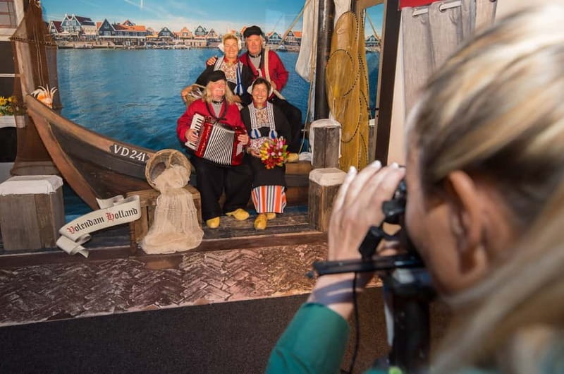Volendam: Photo Opportunity in Traditional Dutch Costume - Key points to know before you book