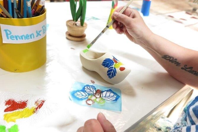Wooden Shoes Painting Private Workshop in Simonehoeve - Cheese, cookies, and optional food