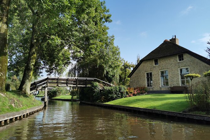 Zaanse Schans and Giethoorn Small-Group Tour with Hotel Pick-Up - Giethoorn by boat, the highlight for many people