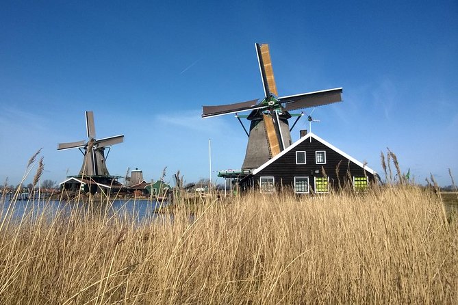 Zaanse Schans and Volendam Private Tour from Amsterdam - Clogs and cheese, with the sales pitch kept in perspective