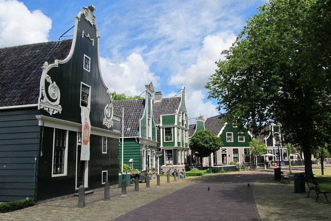 Zaanse Schans Private Tour Windmills - How the experience earns its strong rating