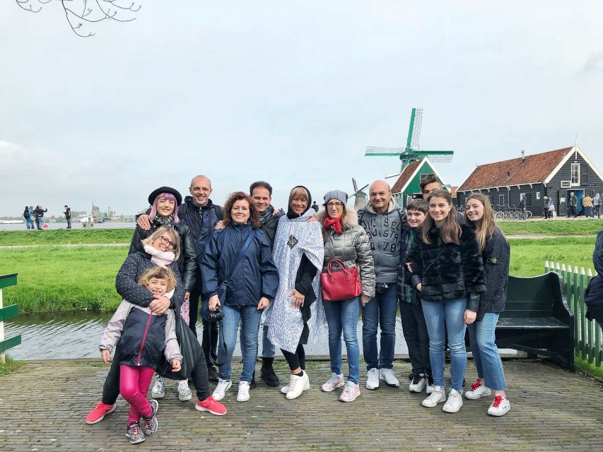 Zaanse Schans Windmills 4-Hour Tour in Italian - Dutch cheese at a local farm