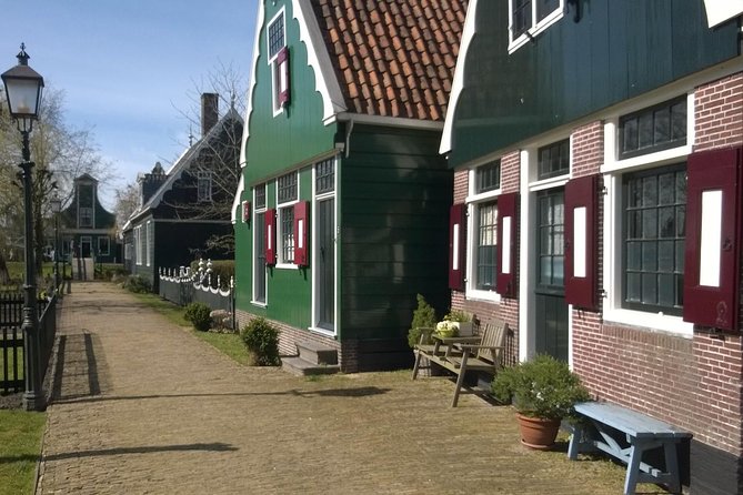 Zaanse Schans Windmills Private Tour from Amsterdam Airport - Catharina Hoeve and the Dutch cheese tasting